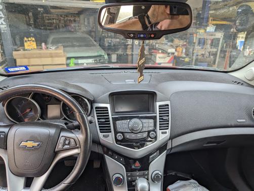 Photo 5 of 5 of 2014 Chevrolet Cruze 1LT